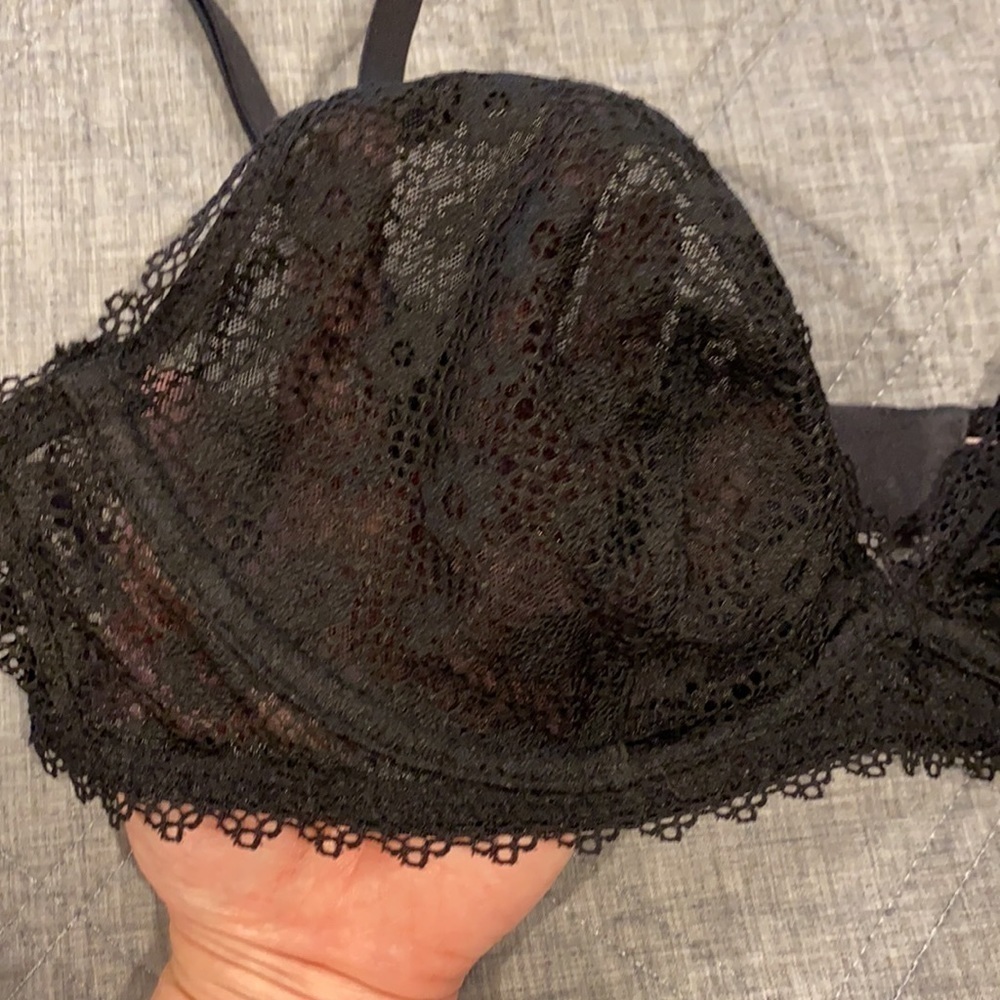 EUC Victoria’s Secret Black Lace Bralette - Picture 4 of 13